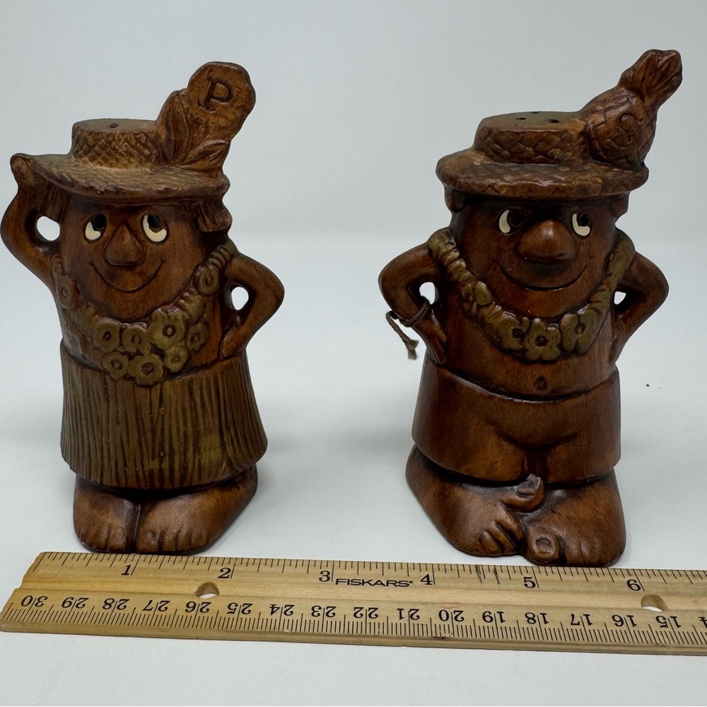 Vintage Hawaiian TIKI Man and Woman Salt Pepper Shaker Set Made in USA - Picture 13 of 15